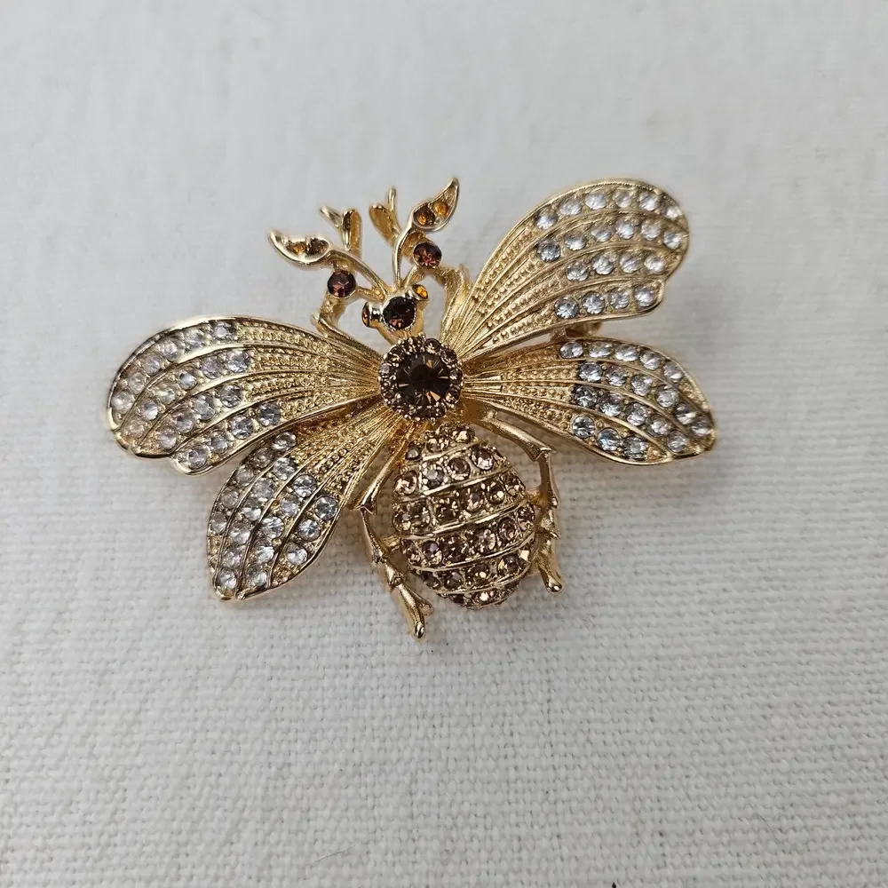 Rhinestone Studded Gold‎ Tone Bee Bug Brooch Pin Jewelry Embellished